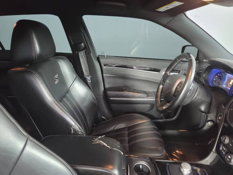 2019 Chrysler 300 S