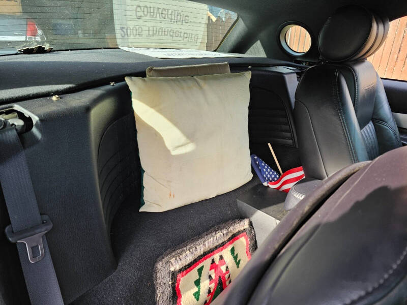 2005 Ford Thunderbird Deluxe