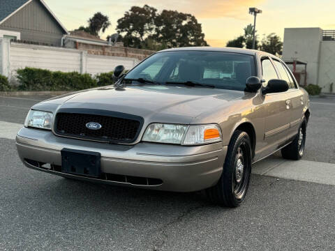 2011 Ford Crown Victoria for sale at JENIN CARZ in San Leandro CA