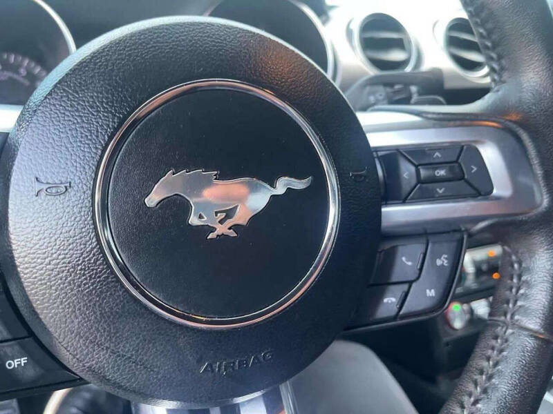 2019 Ford Mustang EcoBoost