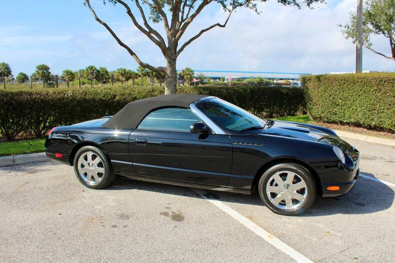 2002 Ford Thunderbird Deluxe