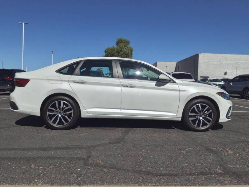 2025 Volkswagen Jetta SE