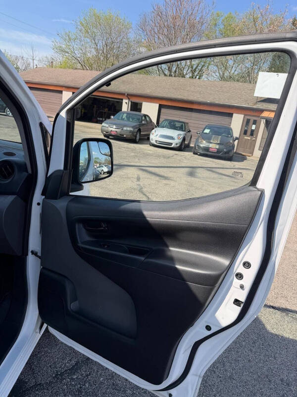 2014 Nissan NV200