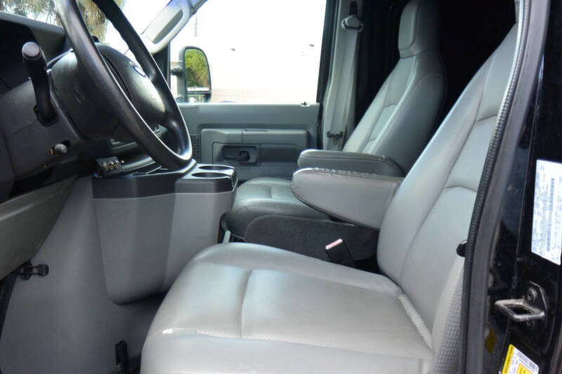 2010 Ford E-Series E-250