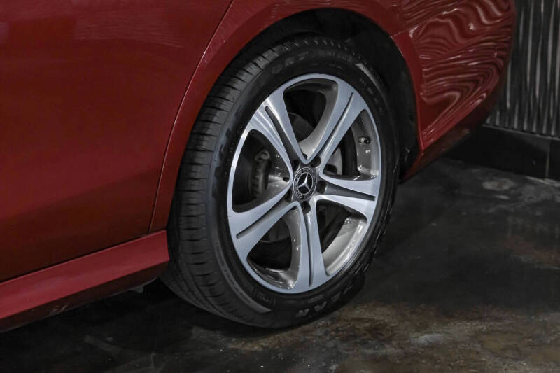 2019 Mercedes-Benz E-Class E 300 4MATIC