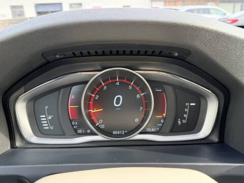 2015 Volvo S60 T5 Drive-E Premier