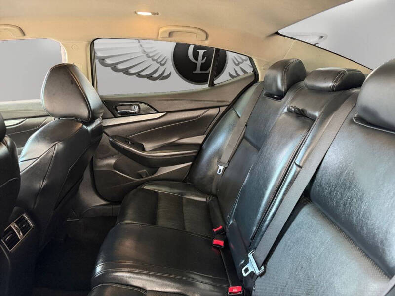 2017 Nissan Maxima