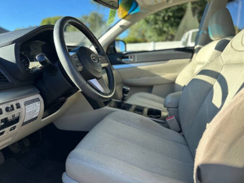 2010 Subaru Outback 2.5i Premium