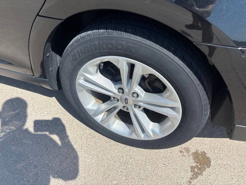 2014 Ford Taurus SEL