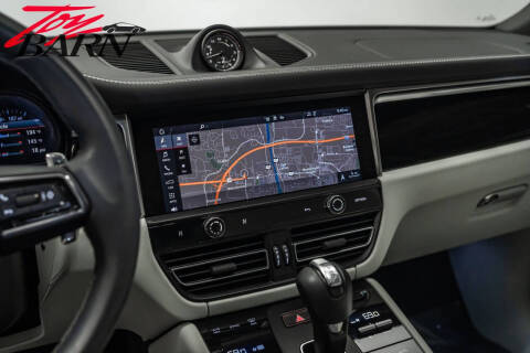 2022 Porsche Macan S