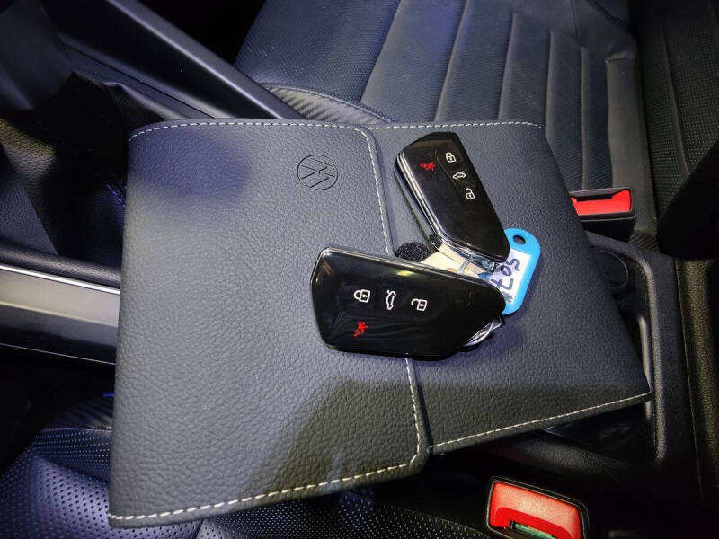 2022 Volkswagen Golf R 4Motion