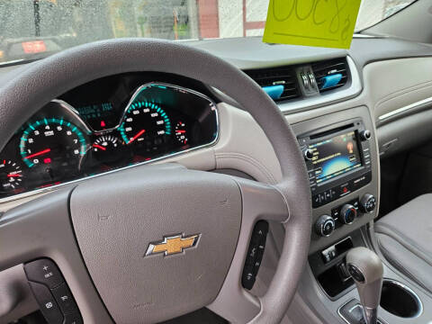 2017 Chevrolet Traverse LS