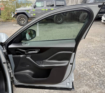 2019 Jaguar F-PACE 25t Premium