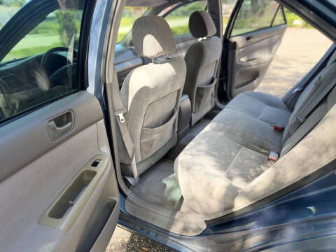 2004 Toyota Camry