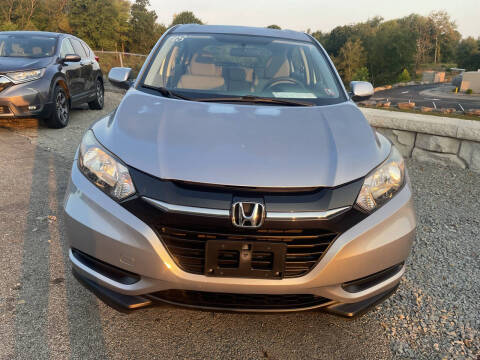 2018 Honda HR-V for sale at Phil Giannetti Motors in Brownsville PA