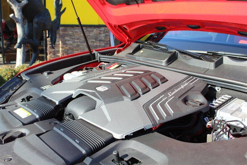 2019 Lamborghini Urus