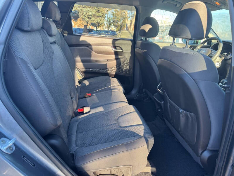 2019 Hyundai Santa Fe SE 2.4L