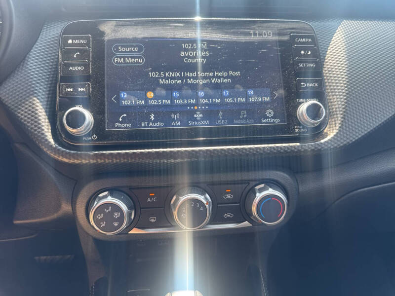 2024 Nissan Kicks SV