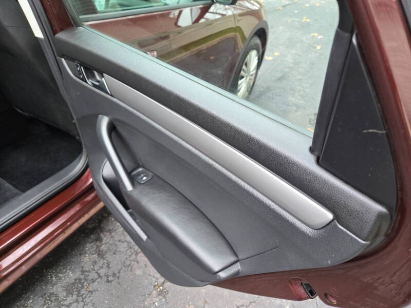 2014 Volkswagen Passat 2.5L S PZEV