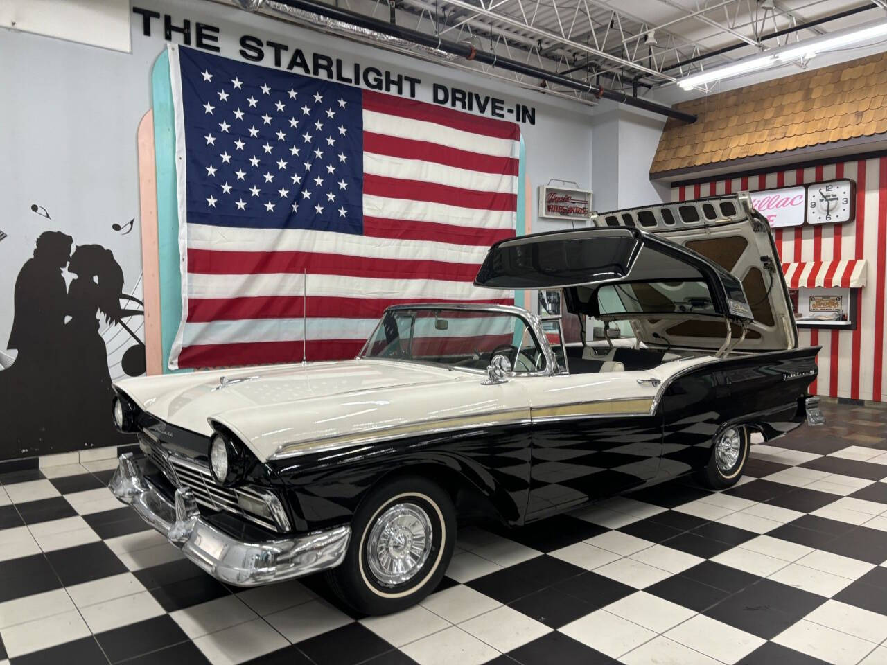 1957 Ford Fairlane 40
