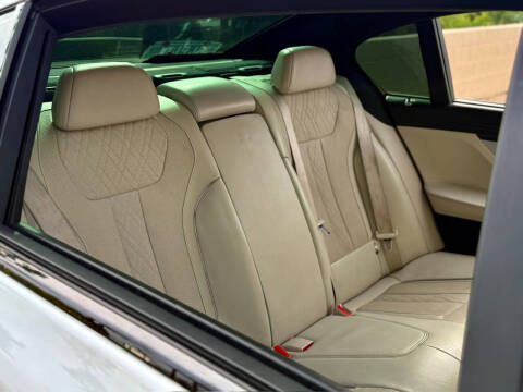 2017 BMW 7 Series 740i