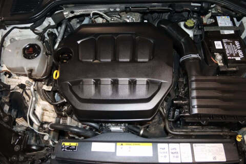 2022 Volkswagen Golf GTI SE