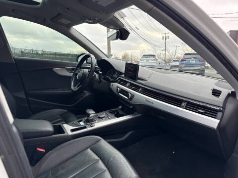 2017 Audi A4 2.0T quattro Premium