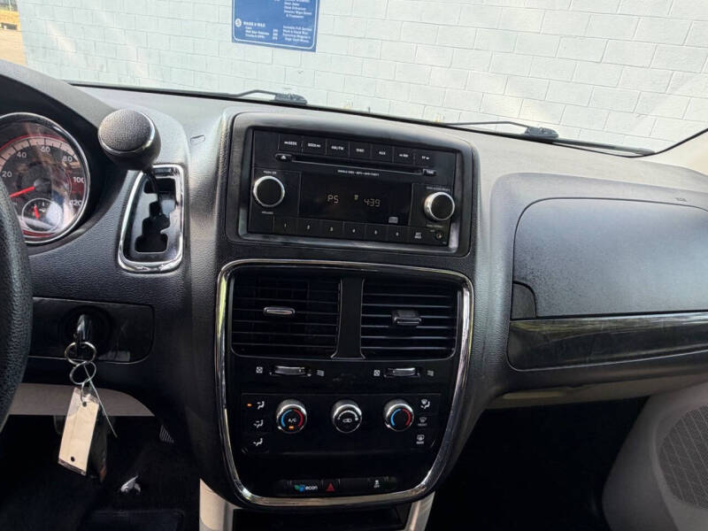 2015 Dodge Grand Caravan SE Plus
