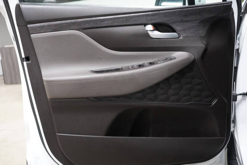 2019 Hyundai Santa Fe SE 2.4L