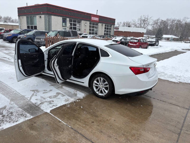2017 Chevrolet Malibu LT