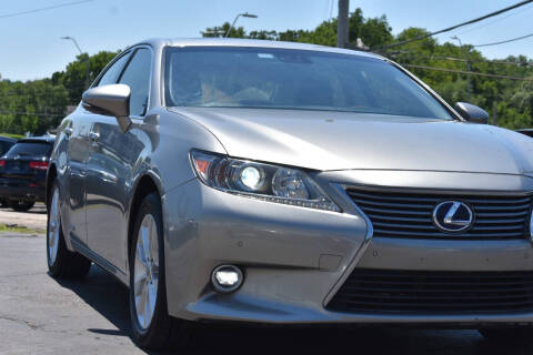 2015 Lexus ES 300h