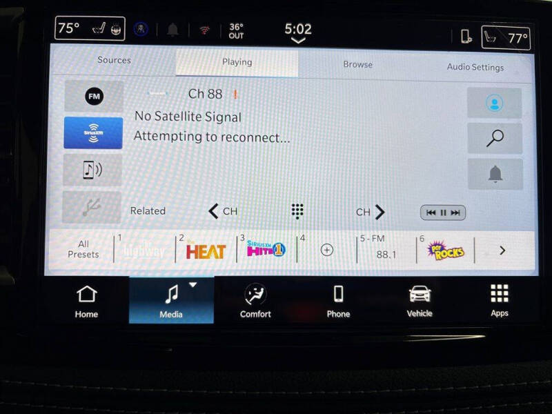 2026 Chrysler Pacifica Select