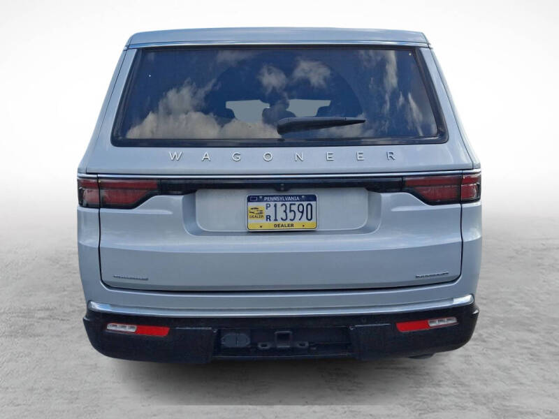 2022 Jeep Wagoneer Series III