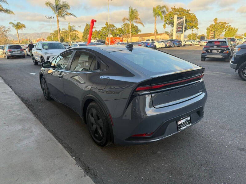 2024 Toyota Prius LE