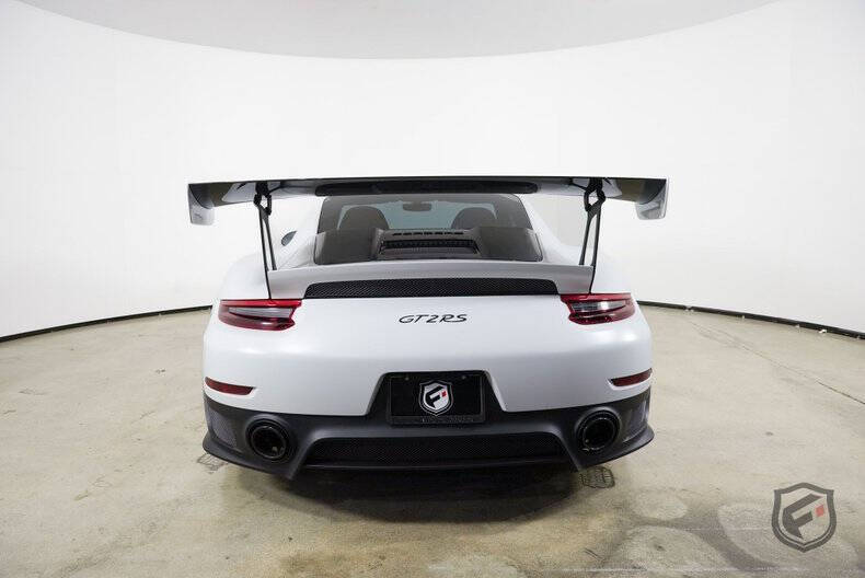 2018 Porsche 911 GT2 RS