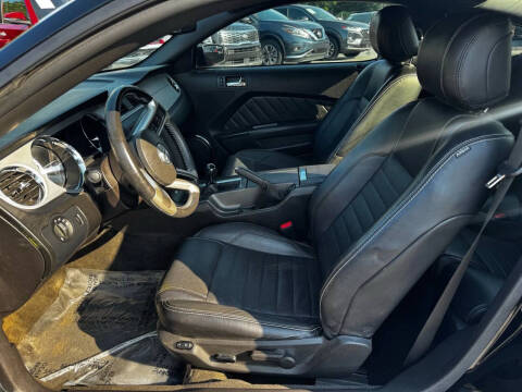 2013 Ford Mustang V6 Premium