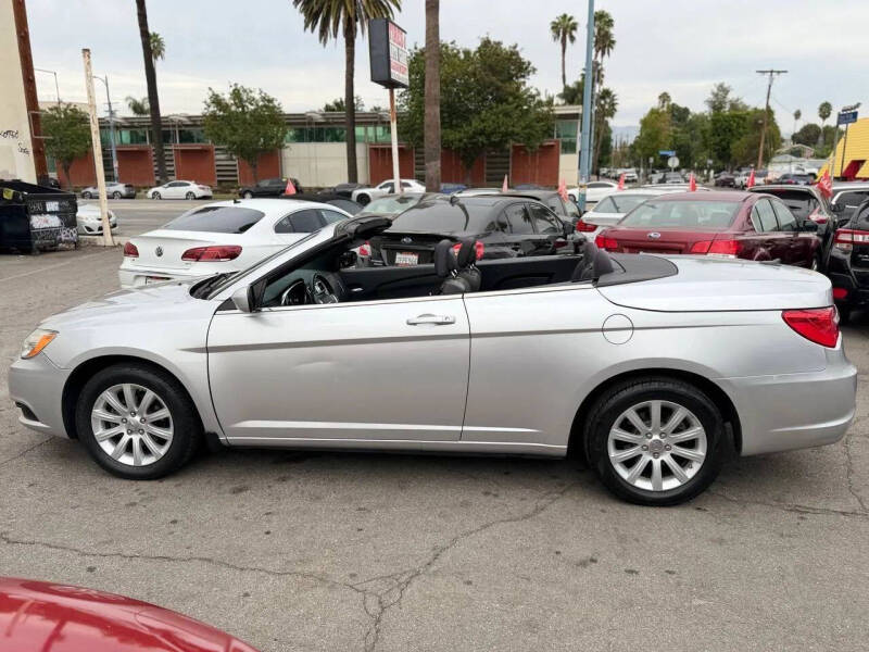2012 Chrysler 200 Touring