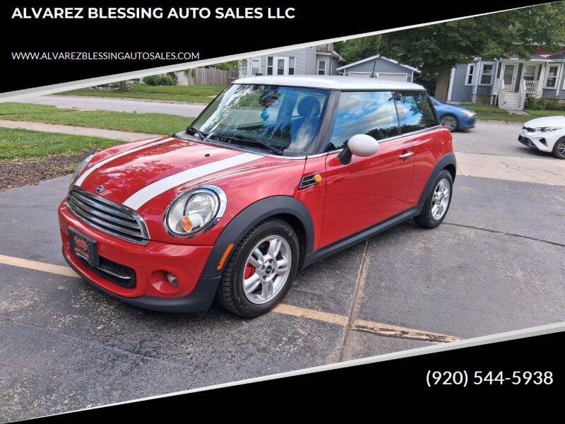 2013 MINI Cooper Base's photo