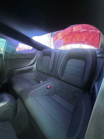 2015 Ford Mustang V6