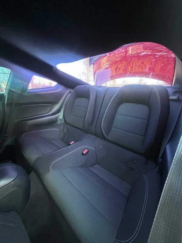 2015 Ford Mustang V6