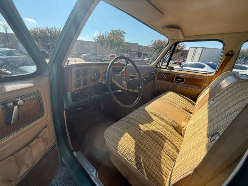 1977 Chevrolet Suburban
