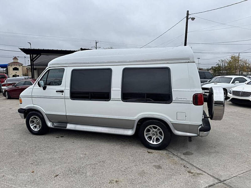 1997 Dodge Ram Van 2500