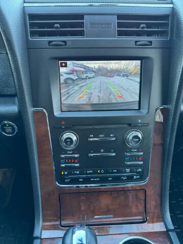 2017 Lincoln Navigator Select