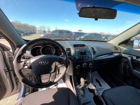 2012 Kia Sorento LX