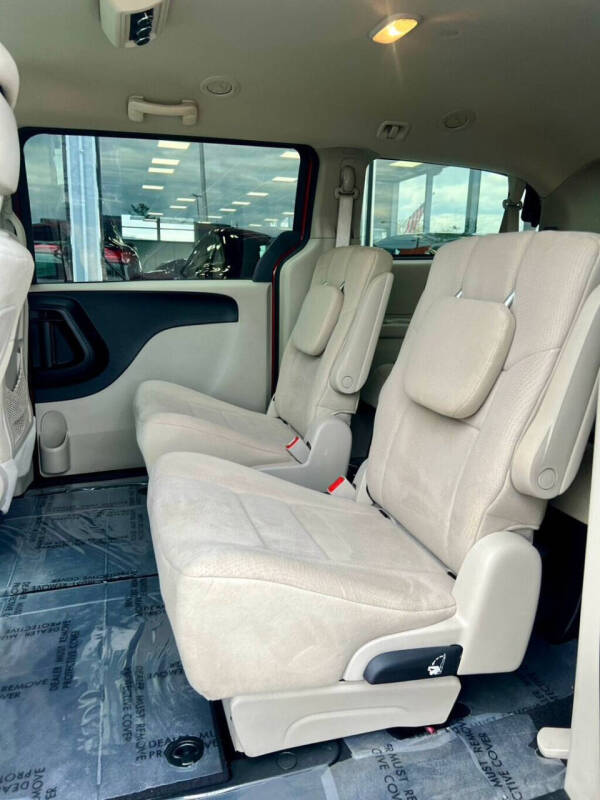 2011 Dodge Grand Caravan Express