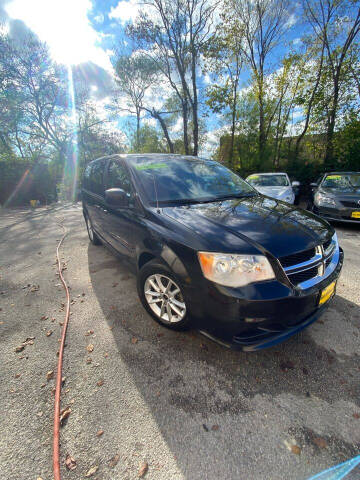 2013 Dodge Grand Caravan for sale at AUTO LATINOS CAR in Houston TX