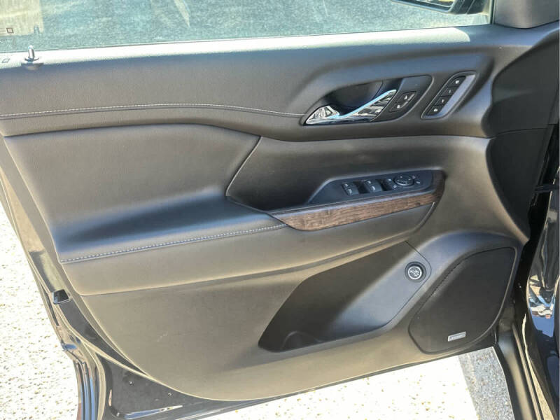 2020 GMC Acadia Denali