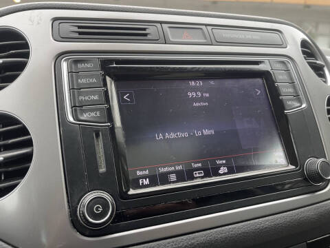 2017 Volkswagen Tiguan 2.0T Wolfsburg Edition