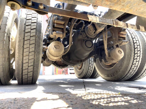 2015 Peterbilt 389