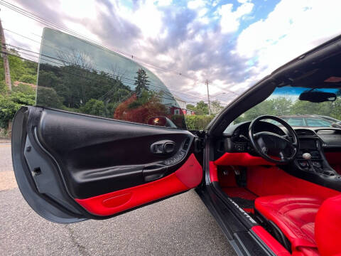 2004 Chevrolet Corvette